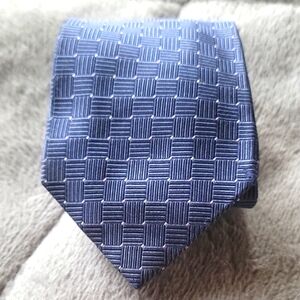 Michael Kors Blue Geometric Silk Tie Mens